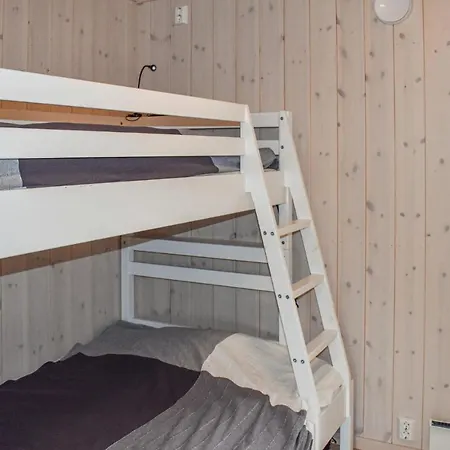 4 Bedroom Stunning In Дом отдыха Эйер